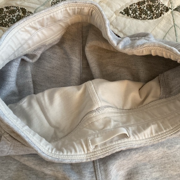 NWOT Lululemon Gray Joggers - Picture 3 of 5